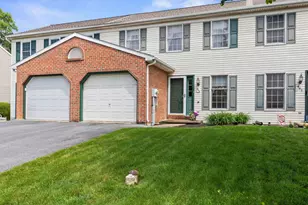 443 Crosswinds Dr, Lititz, PA 17543 - Photo 1
