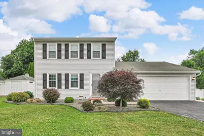 588 Mulberry Street, Elizabethtown, PA 17022 - Photo 1
