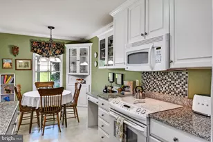 1290 Crestview Dr, Denver, PA 17517 - Photo 14
