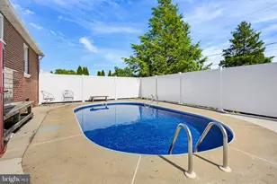 2114 Shaaron Dr, Lancaster, PA 17601 - Photo 4