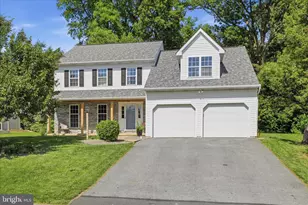 216 Juniper Dr, Lancaster, PA 17602 - Photo 2