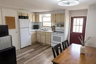 221 N Market Ave, Mount Joy, PA 17552 - Photo 4