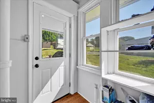 186 W Main St, Adamstown, PA 19501 - Photo 6