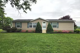 1207 Mt Gretna Rd, Elizabethtown, PA 17022 - Photo 2