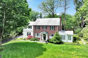 710 Wilson Dr, Lancaster, PA 17603 - Photo 2