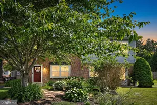 1539 Manor Blvd, Lancaster, PA 17603 - Photo 2