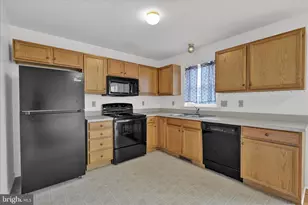 712 Knoll Dr, Mount Joy, PA 17552 - Photo 14