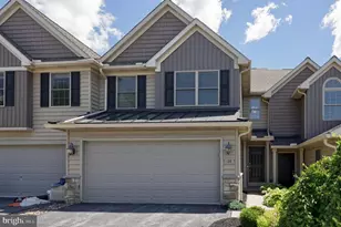128 Fieldcrest Ln, Ephrata, PA 17522 - Photo 2