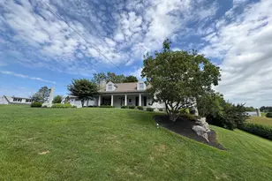957 Mondale Rd, Bird in Hand, PA 17505 - Photo 4