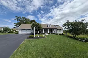 957 Mondale Rd, Bird in Hand, PA 17505 - Photo 2