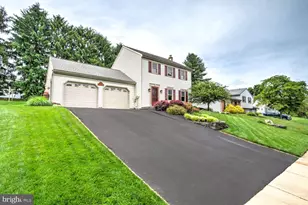 79 E Mohler Church Rd, Ephrata, PA 17522 - Photo 2
