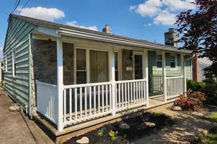 229 N Maple St, Elizabethtown, PA 17022 - Photo 2