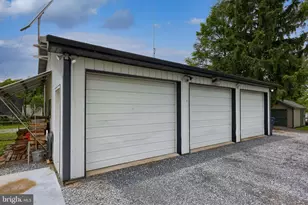 1316 Newport Rd, Manheim, PA 17545 - Photo 2