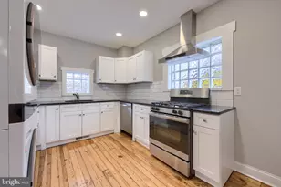 13 E New St, Lancaster, PA 17602 - Photo 1