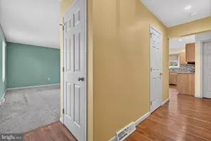 2191 Weeping Willow Ln, Mount Joy, PA 17552 - Photo 4