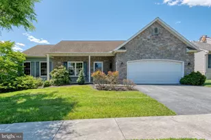 717 Heather Ridge, Manheim, PA 17545 - Photo 1