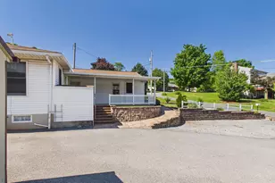 479 Spring Grove Rd, East Earl, PA 17519 - Photo 6