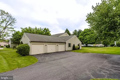 12 Ashlea Village, New Holland, PA 17557 - Photo 4