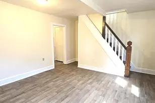 439 E Strawberry St, Lancaster, PA 17602 - Photo 8