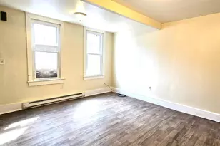 439 E Strawberry St, Lancaster, PA 17602 - Photo 6