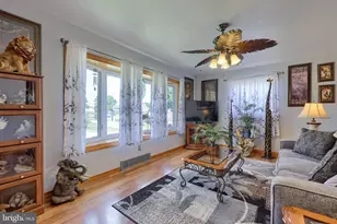 17 S Elm St, Lititz, PA 17543 - Photo 8