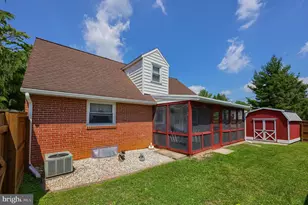 17 S Elm St, Lititz, PA 17543 - Photo 32