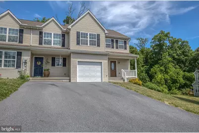 271 Wildflower Drive, East Earl, PA 17519 - Photo 2