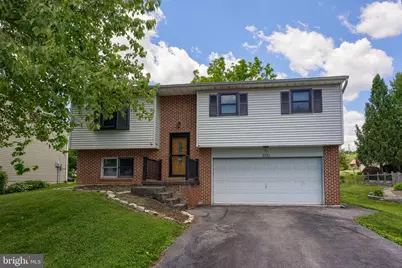 1070 Holly Lane, Denver, PA 17517 - Photo 2