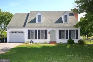 629 Poplar St, Denver, PA 17517 - Photo 1