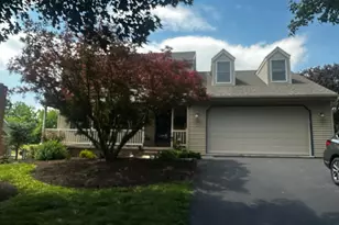 233 Midland Cir, Mount Joy, PA 17552 - Photo 4