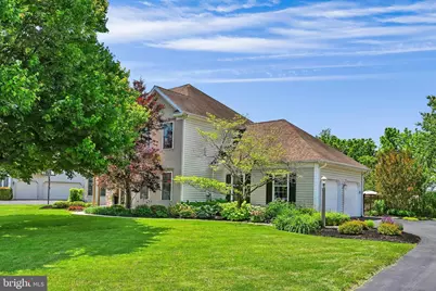 208 Southgate Drive, Lancaster, PA 17602 - Photo 2