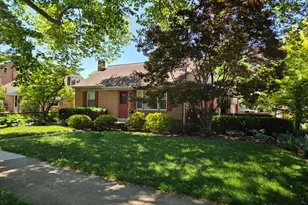 524 Locust St, Denver, PA 17517 - Photo 1