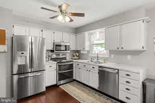 3179 Glengreen Dr, Lancaster, PA 17601 - Photo 8