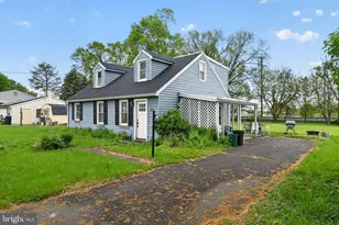 35 W Main, Salunga, PA 17538 - Photo 2