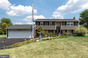949 Brunnerville Rd, Lititz, PA 17543 - Photo 1