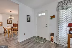 135 Westbrook Dr, Ephrata, PA 17522 - Photo 2