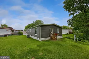 135 Westbrook Dr, Ephrata, PA 17522 - Photo 34