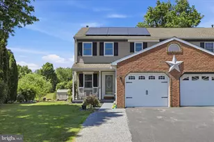 89 Redstone Cir, Reinholds, PA 17569 - Photo 1