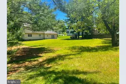 406 Charmayne Avenue, Lancaster, PA 17603 - Photo 4