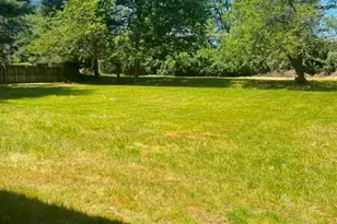 406 Charmayne Ave, Lancaster, PA 17603 - Photo 2