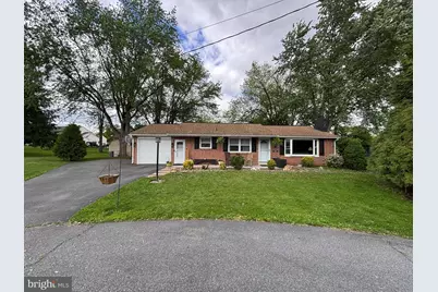 805 Sentz Drive, Mount Joy, PA 17552 - Photo 2