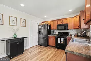 4281 Green Park Dr, Mount Joy, PA 17552 - Photo 12