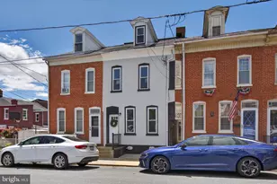 118 N 8th St, Columbia, PA 17512 - Photo 2