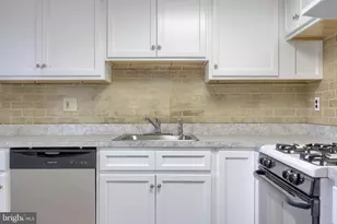 341 Greenland Dr, Lancaster, PA 17602 - Photo 22