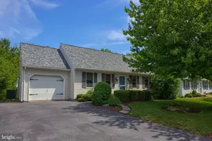 37 Homestead Dr, Denver, PA 17517 - Photo 4
