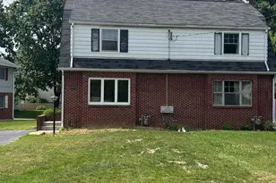 545 E High St, Elizabethtown, PA 17022 - Photo 1