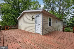 1048 Creek Rd, Manheim, PA 17545 - Photo 16