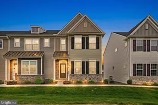 2481 Artesian Wy, Lancaster, PA 17601 - Photo 2