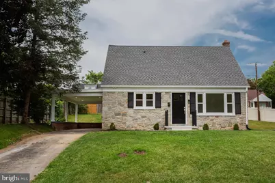 1307 Meadowcreek Lane, Lancaster, PA 17603 - Photo 2