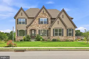 454 E Delp Rd, Lancaster, PA 17601 - Photo 1